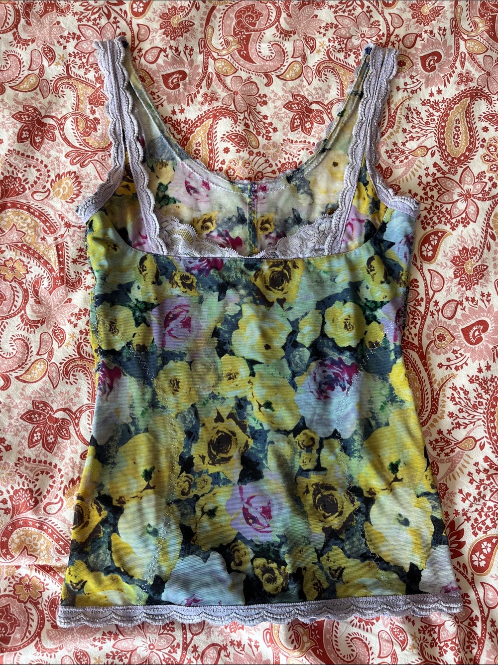 Lace detail floral going out tank top